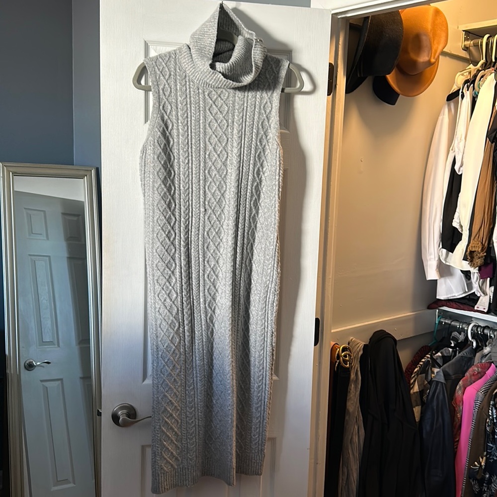 COPY - Sleeveless sweater dress